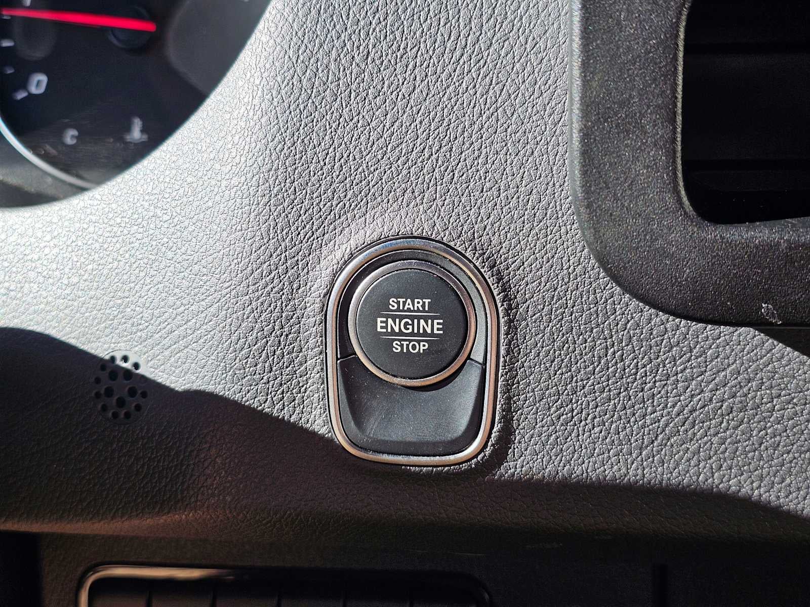 2025 Mercedes-Benz Sprinter 2500 Standard Roof I4 Diesel 144" RWD