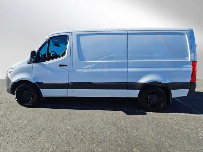 2025 Mercedes-Benz Sprinter 2500 Standard Roof I4 Diesel 144" RWD