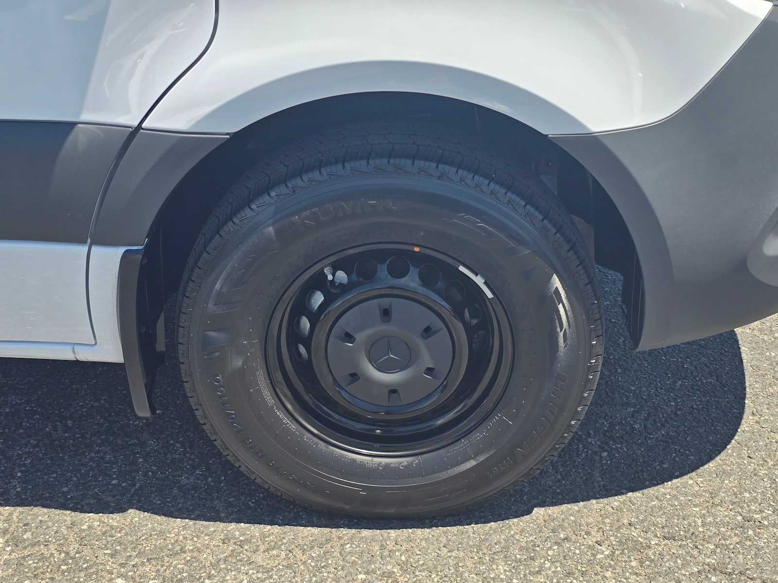 2025 Mercedes-Benz Sprinter 2500 Standard Roof I4 Diesel HO 144" RWD