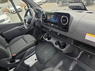 2025 Mercedes-Benz Sprinter 2500 Standard Roof I4 Diesel HO 144" RWD