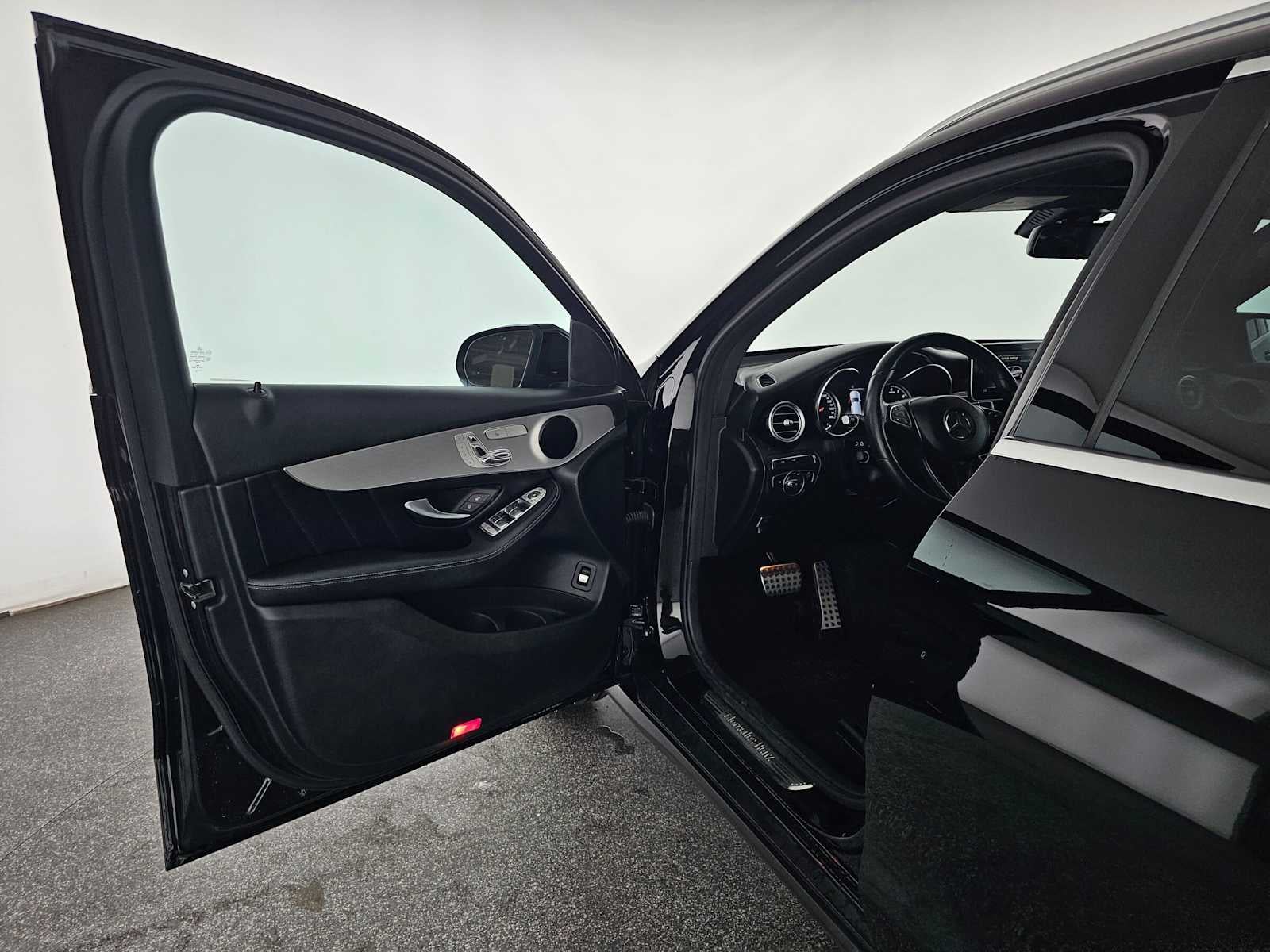 2019 Mercedes-Benz GLC 300 4MATIC® SUV