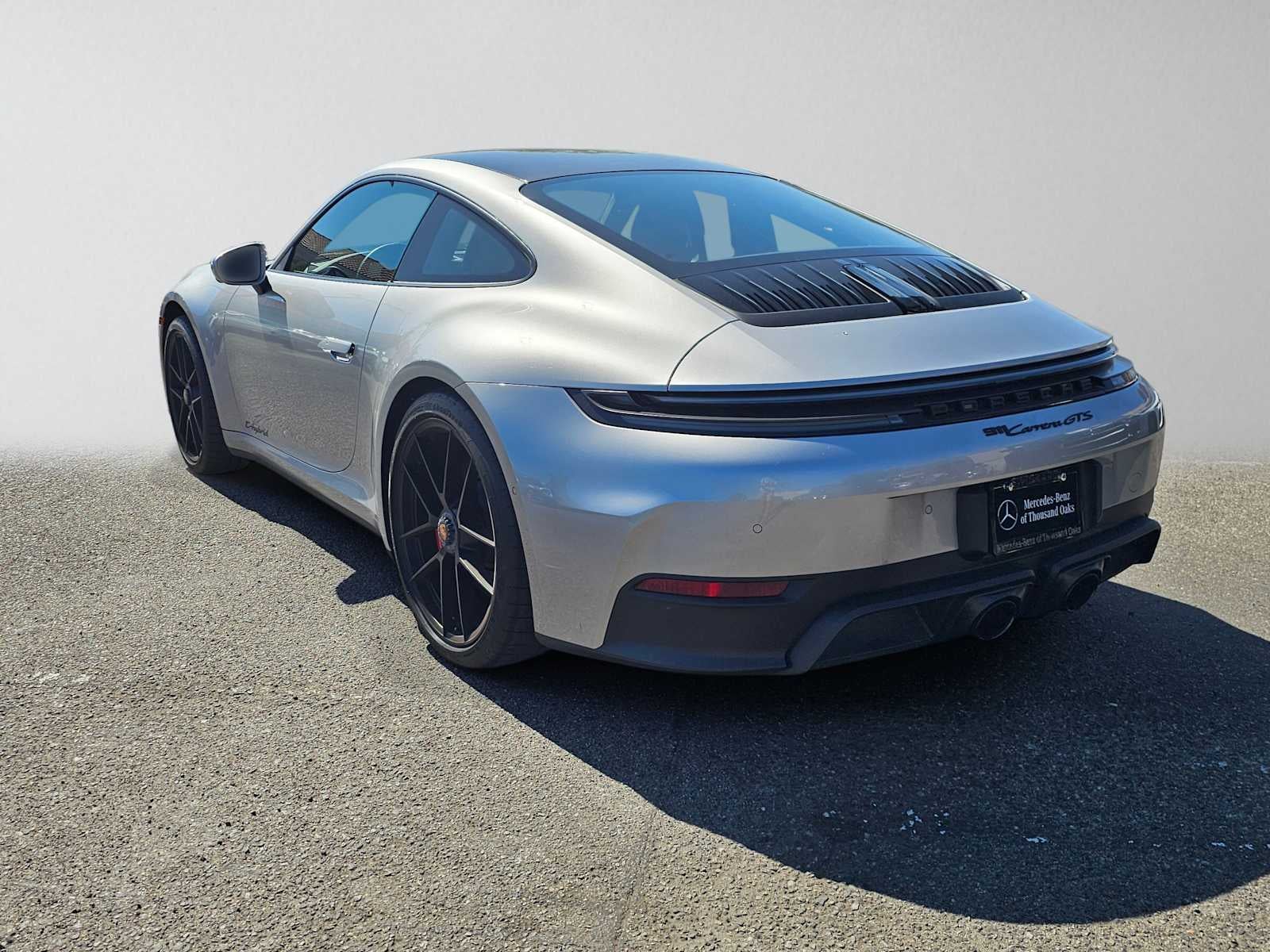2025 Porsche 911 Carrera 4 GTS