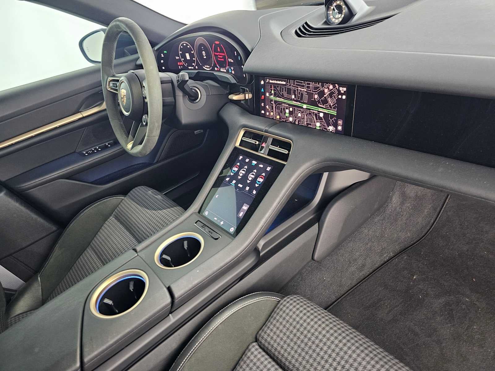 2025 Porsche Taycan 4S