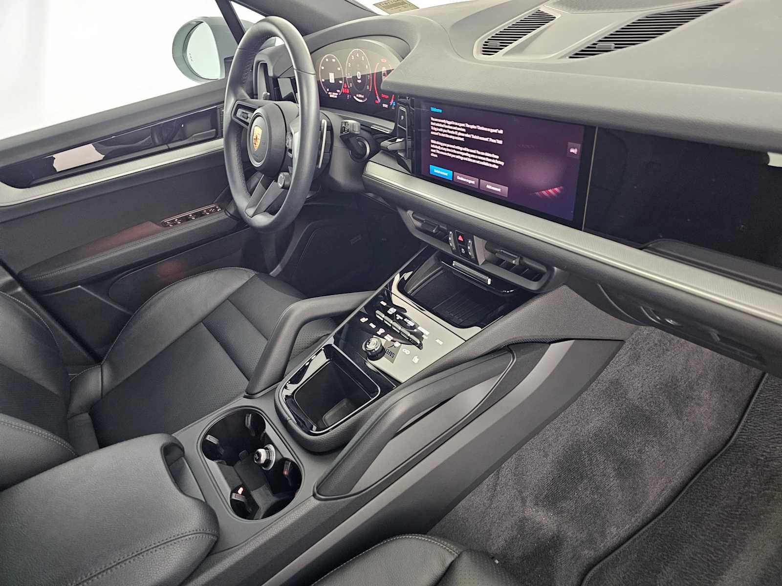 2025 Porsche Cayenne AWD