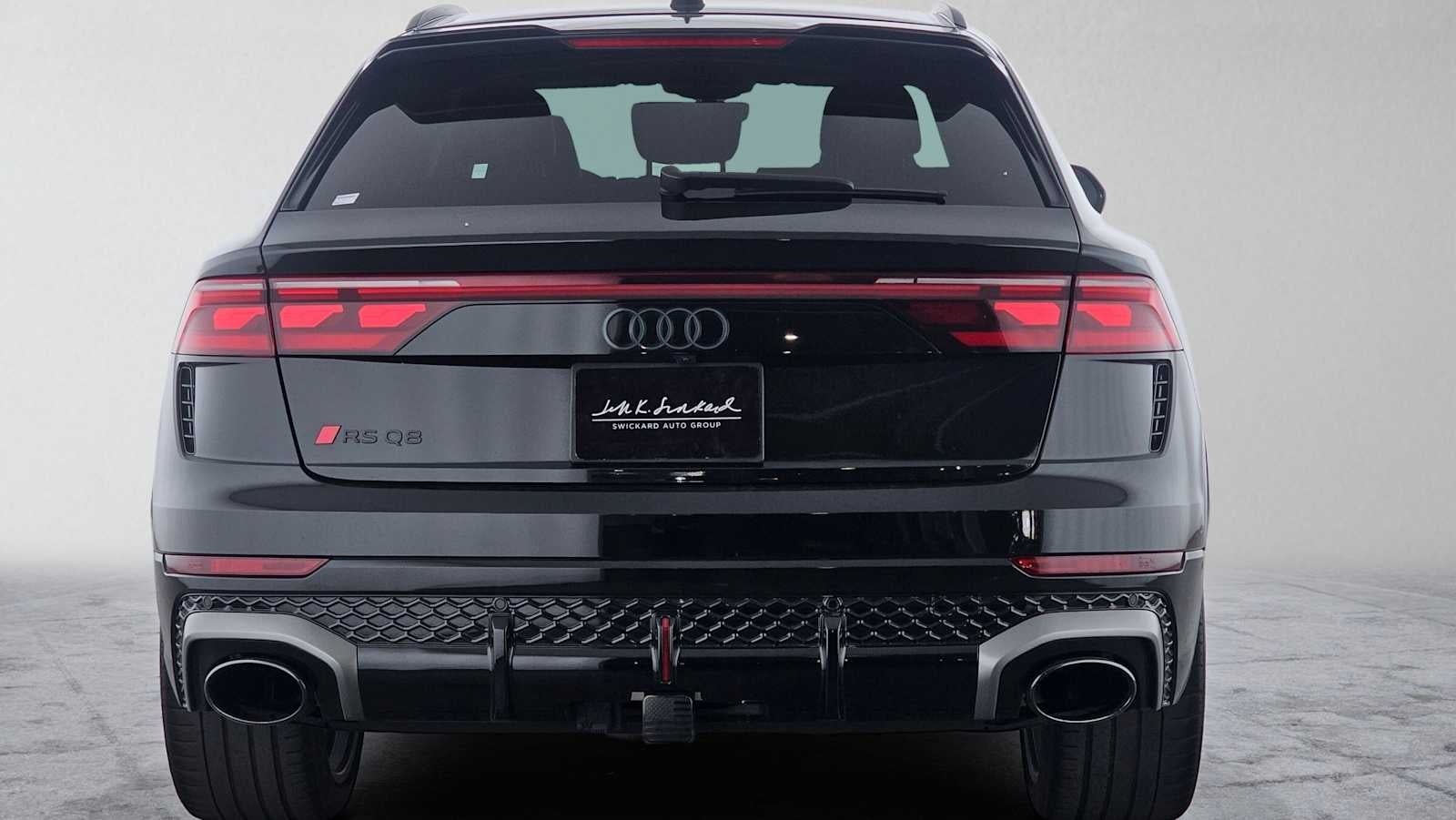 2025 Audi RS Q8 performance