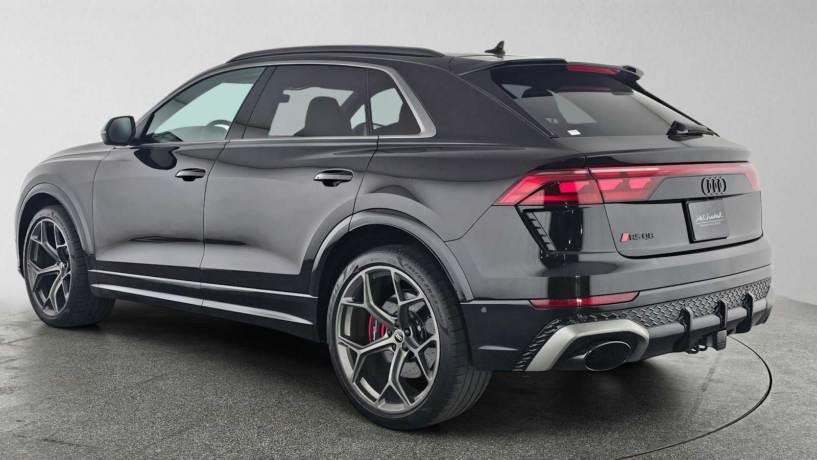 2025 Audi RS Q8 performance