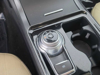 2020 Ford Edge SE