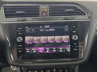 2022 Volkswagen Tiguan SE R-Line Black