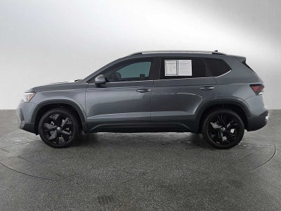2026 Volkswagen Taos SE