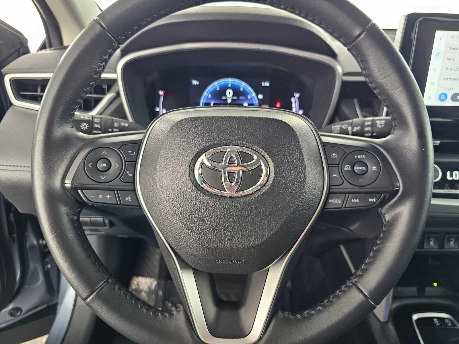 2024 Toyota Corolla Cross XLE