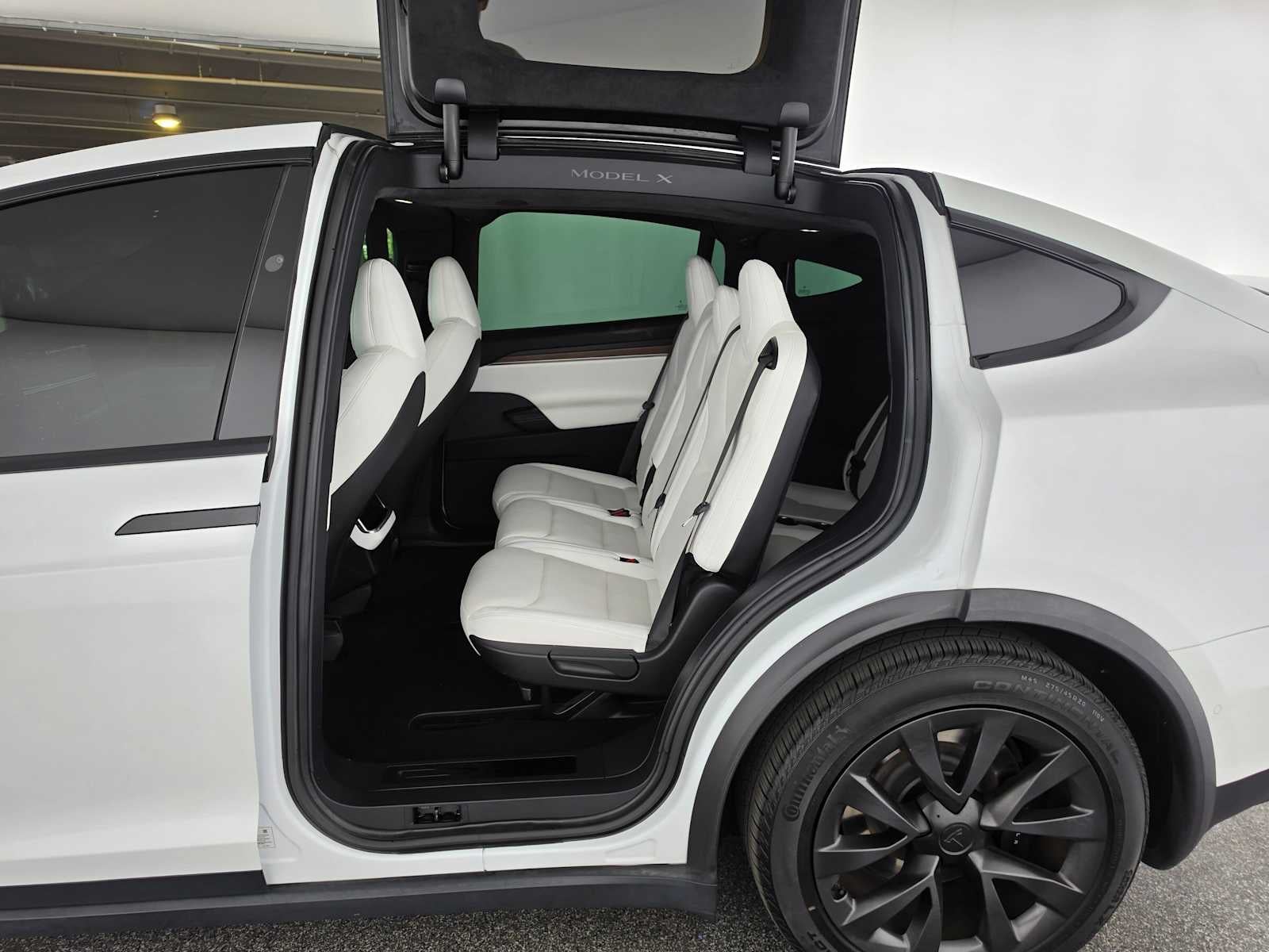 2022 Tesla Model X AWD