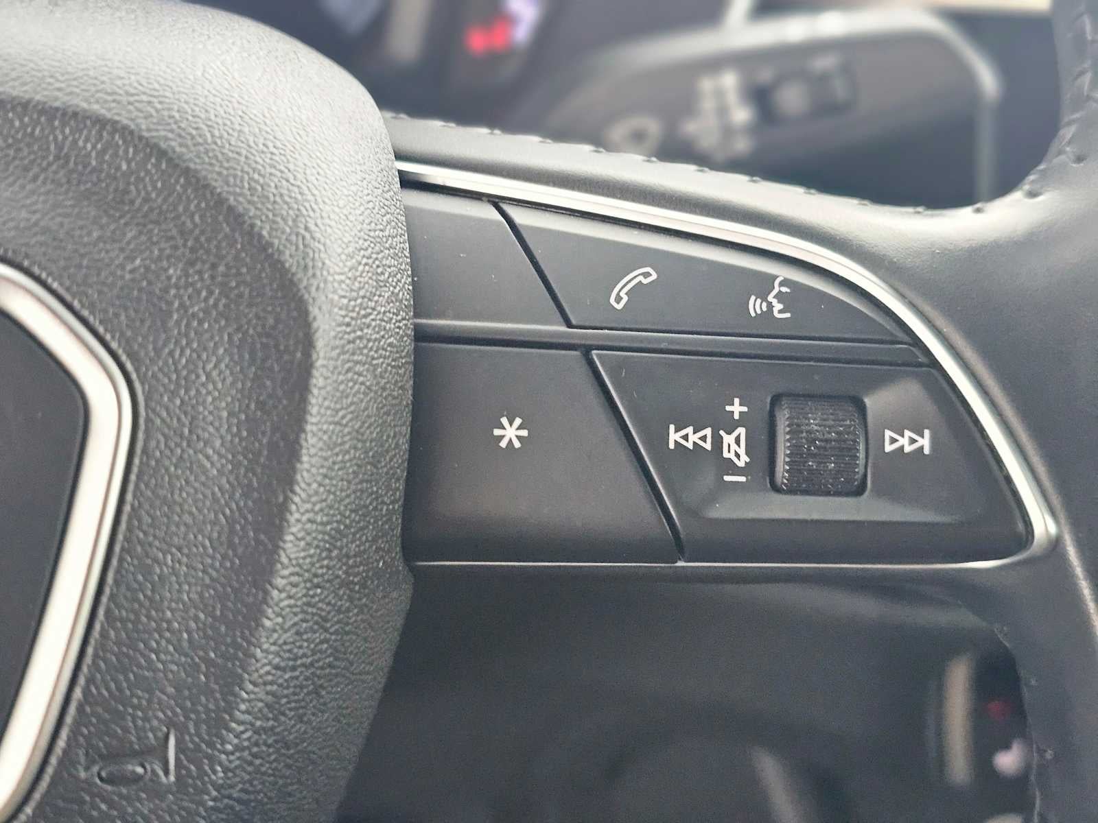 2020 Audi Q3 S line Premium