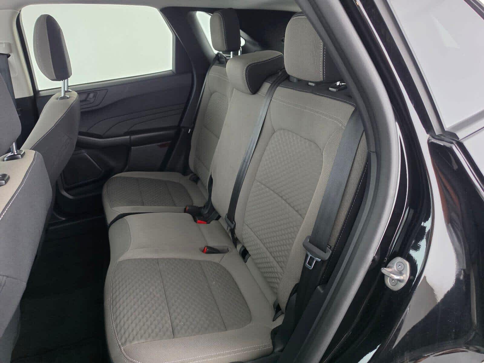 2022 Ford Escape SE Hybrid