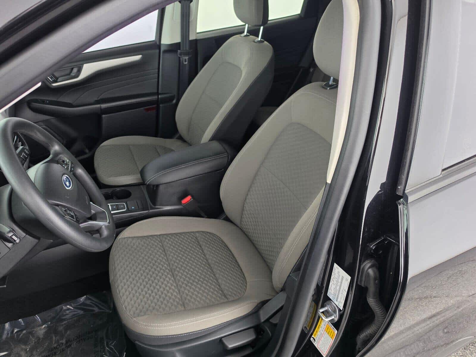 2022 Ford Escape SE Hybrid