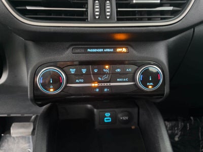 2022 Ford Escape SE Hybrid
