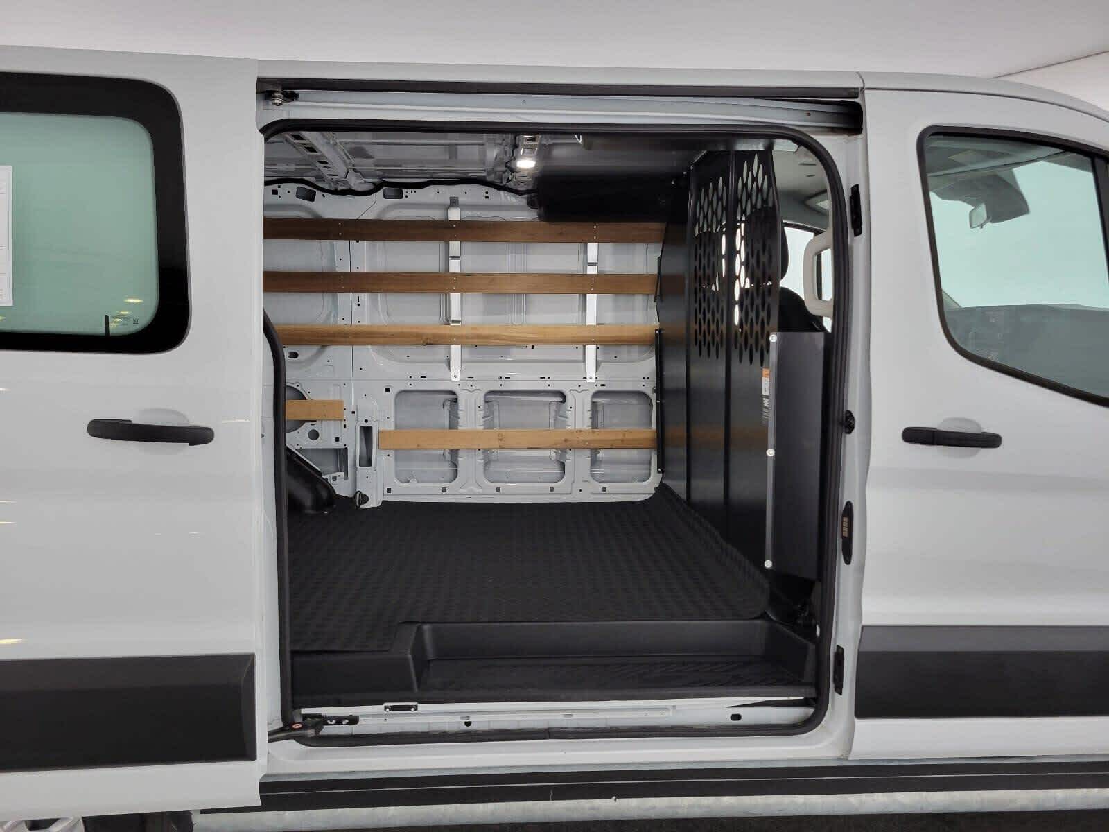2025 Ford Transit Cargo Van T-250 130" Low Rf 9070 GVWR RWD