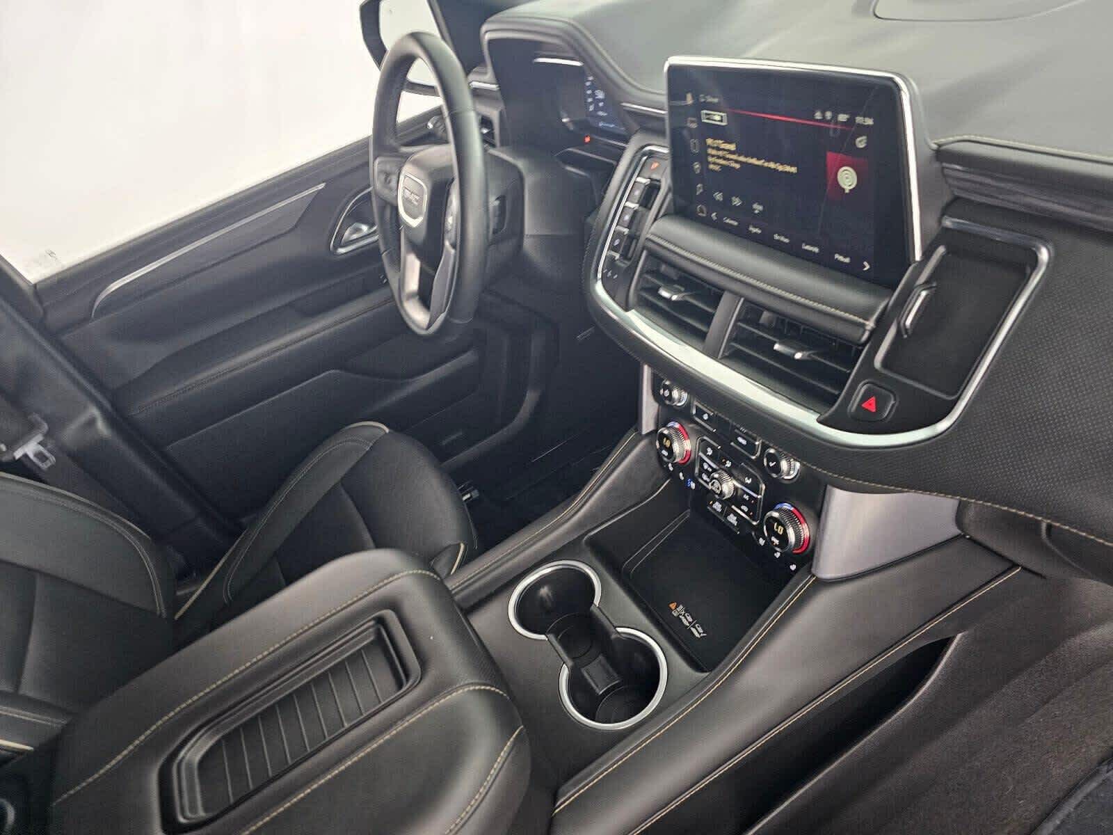 2024 GMC Yukon XL SLT