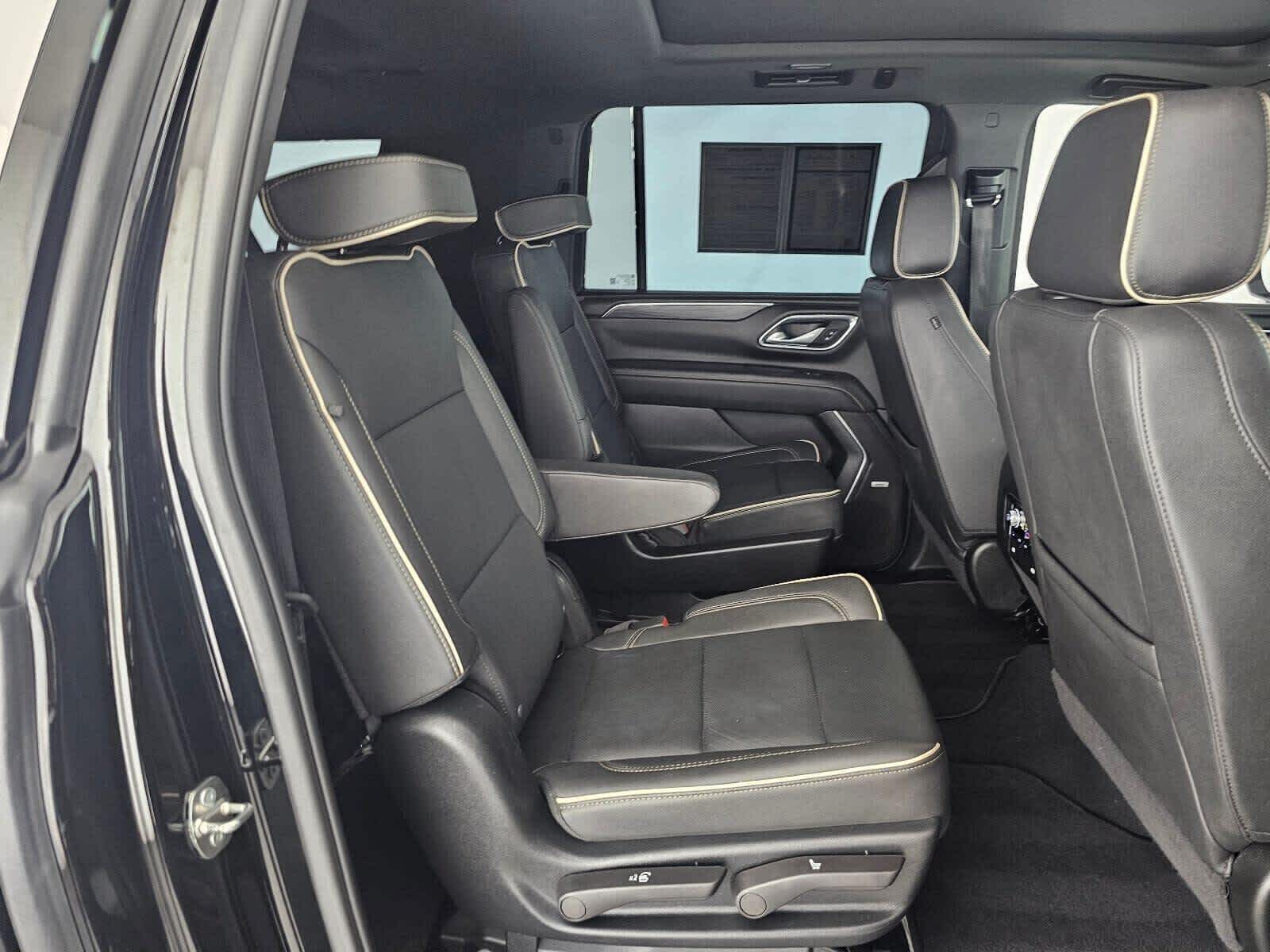 2024 GMC Yukon XL SLT