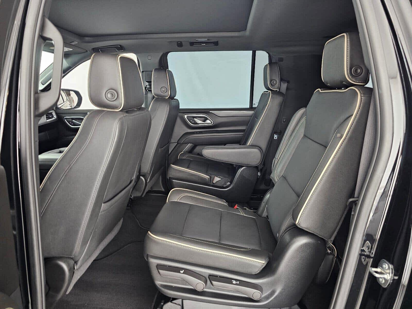 2024 GMC Yukon XL SLT