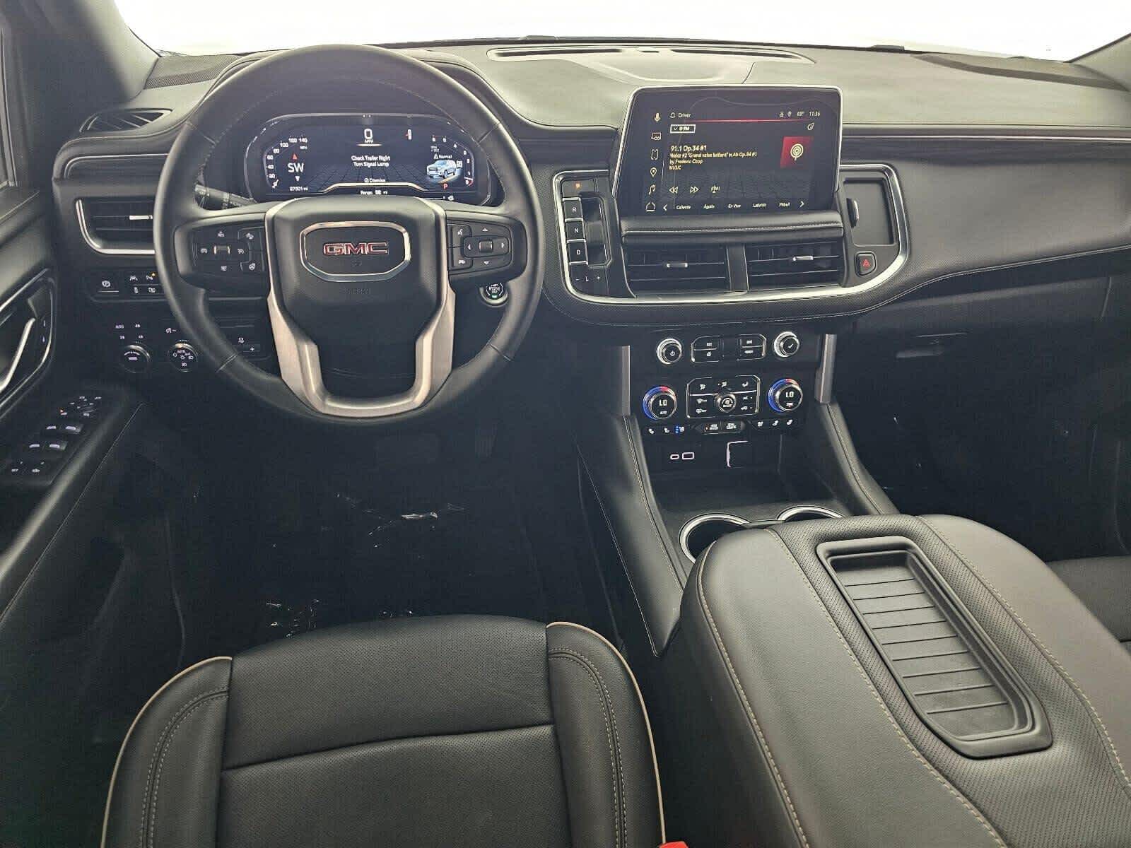 2024 GMC Yukon XL SLT