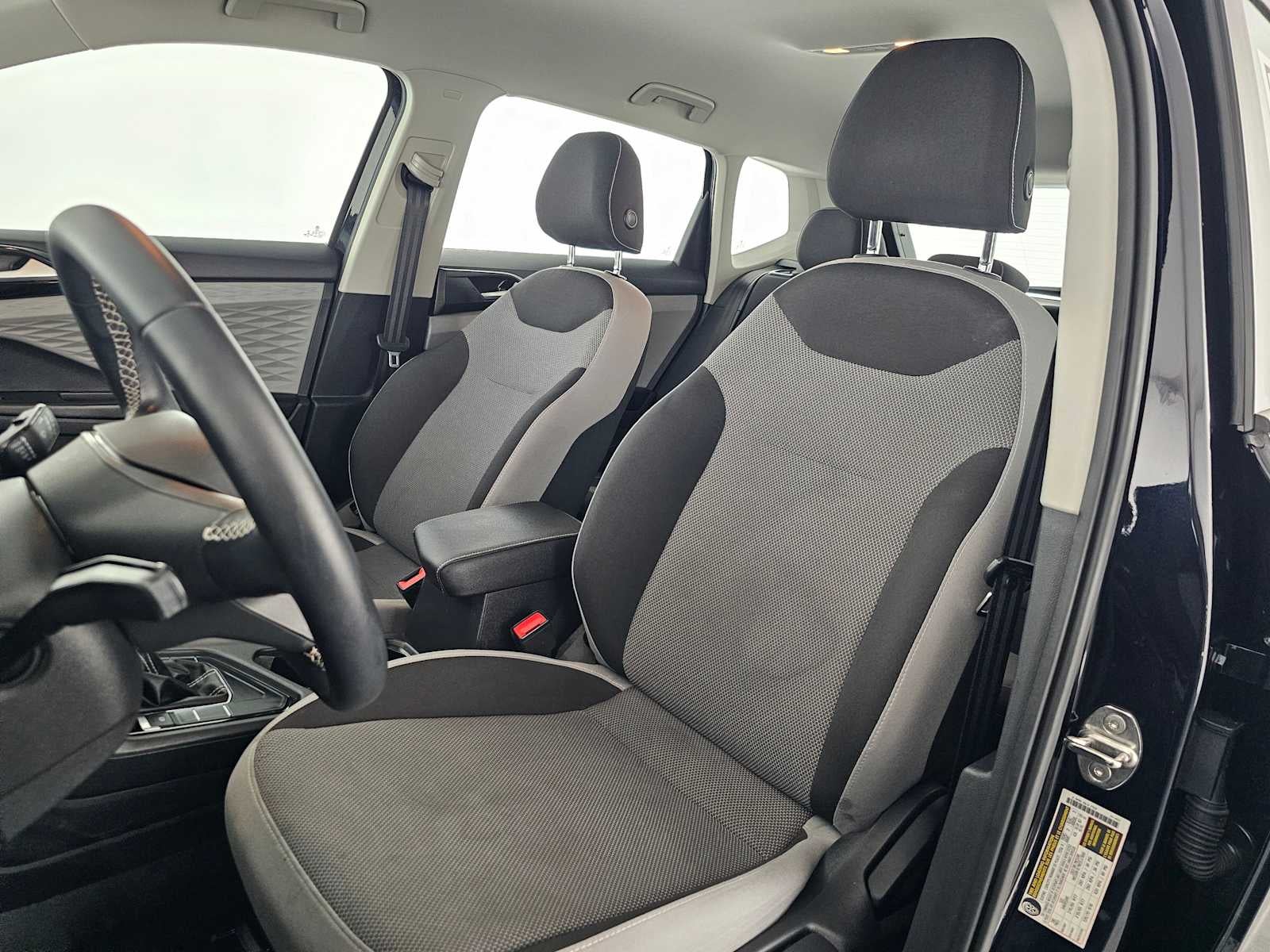 2023 Volkswagen Taos S