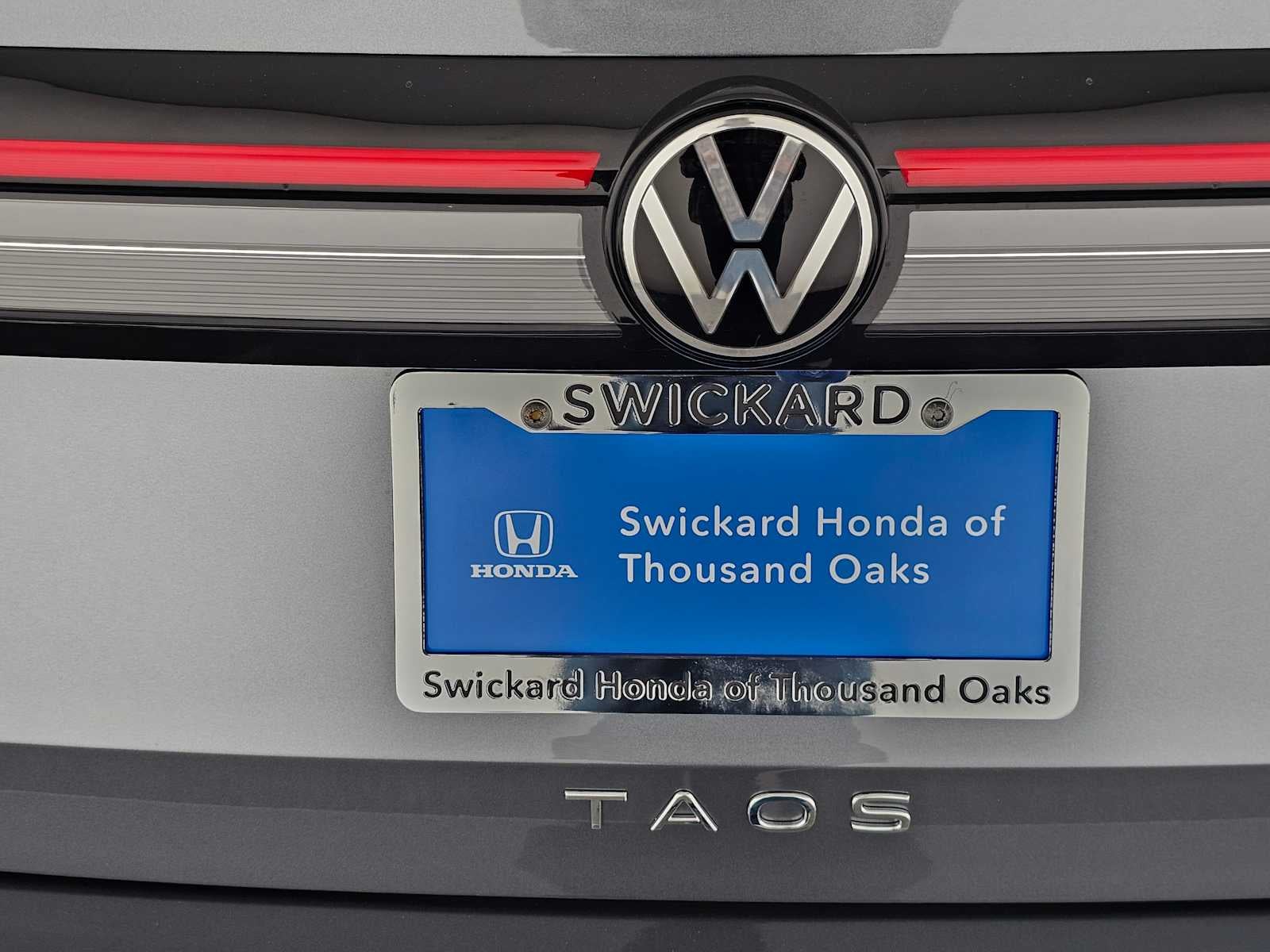 2026 Volkswagen Taos SE