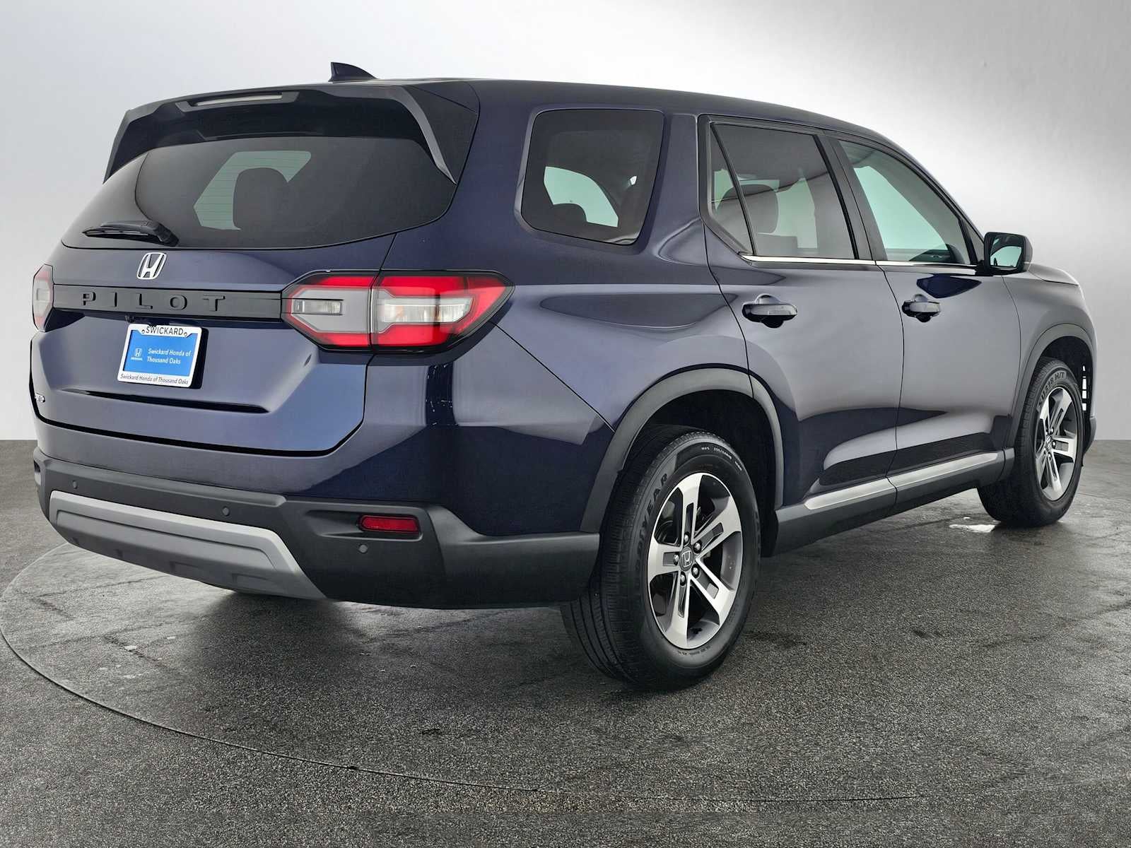 2023 Honda Pilot EX-L 8 Passenger