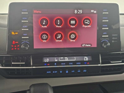 2024 Toyota Sienna LE