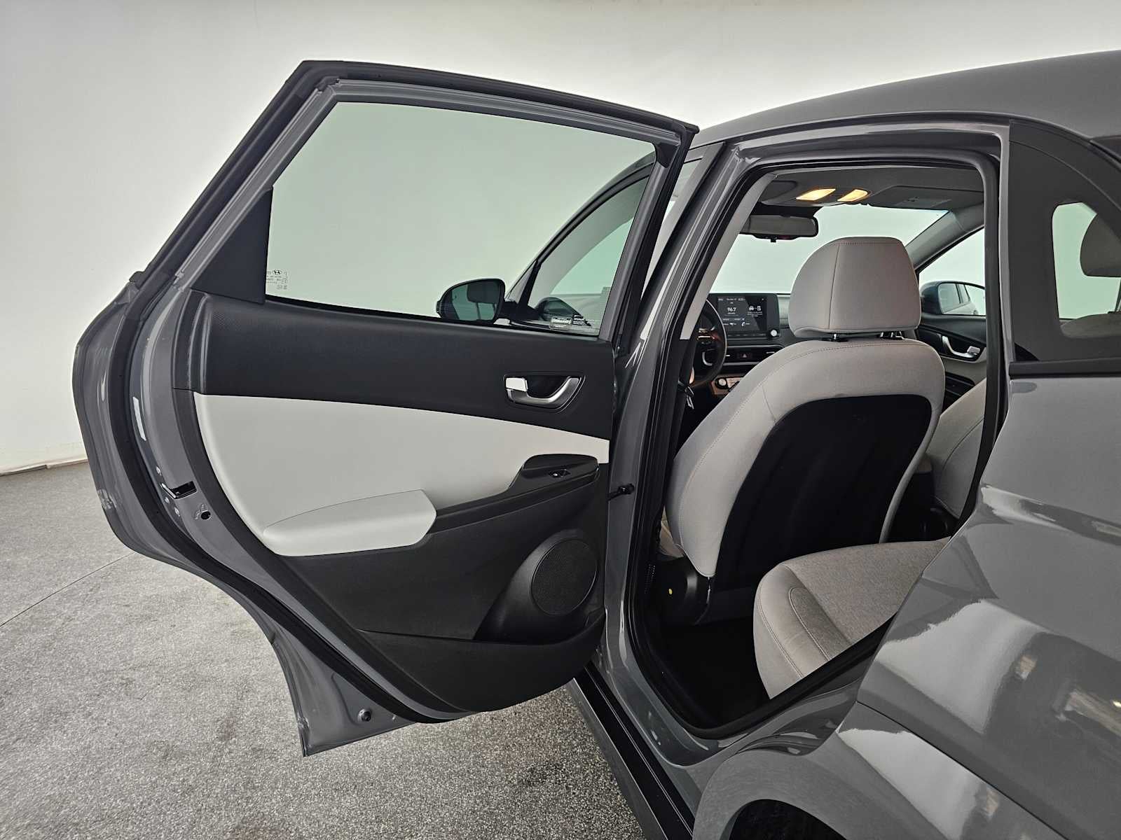 2023 Hyundai Kona Electric SE