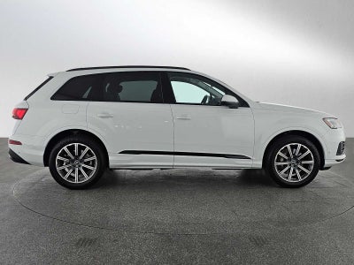 2023 Audi Q7 Premium Plus