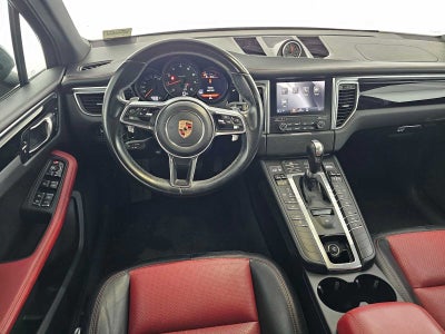 2017 Porsche Macan AWD