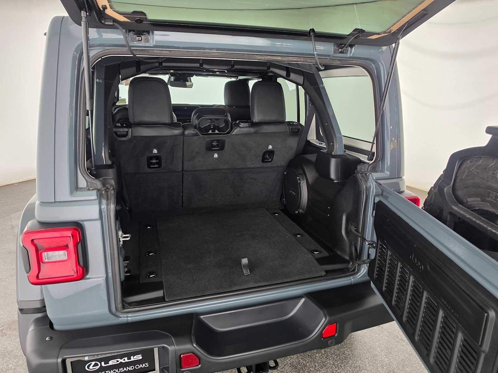 2025 Jeep Wrangler Rubicon X