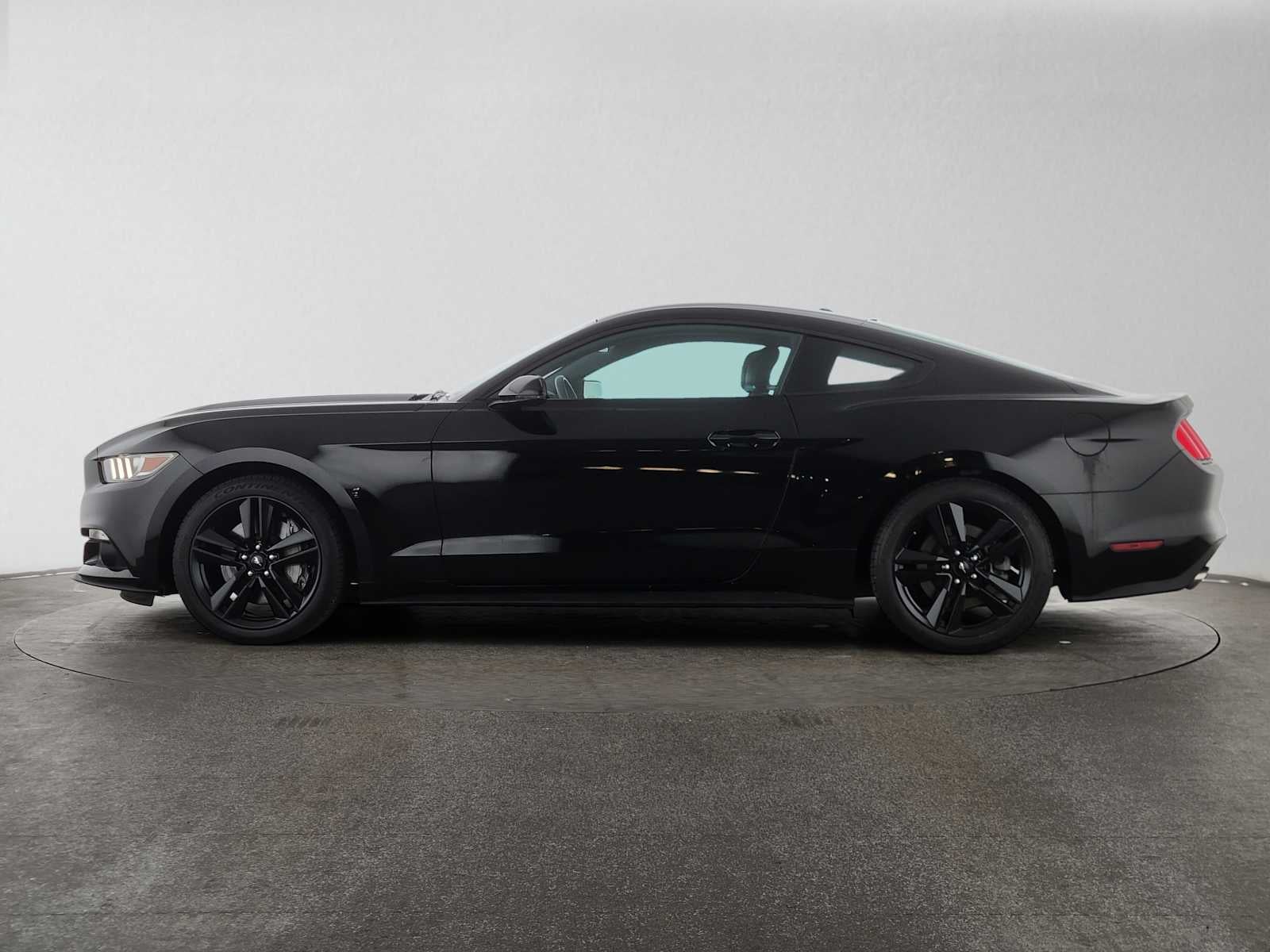2015 Ford Mustang EcoBoost Premium