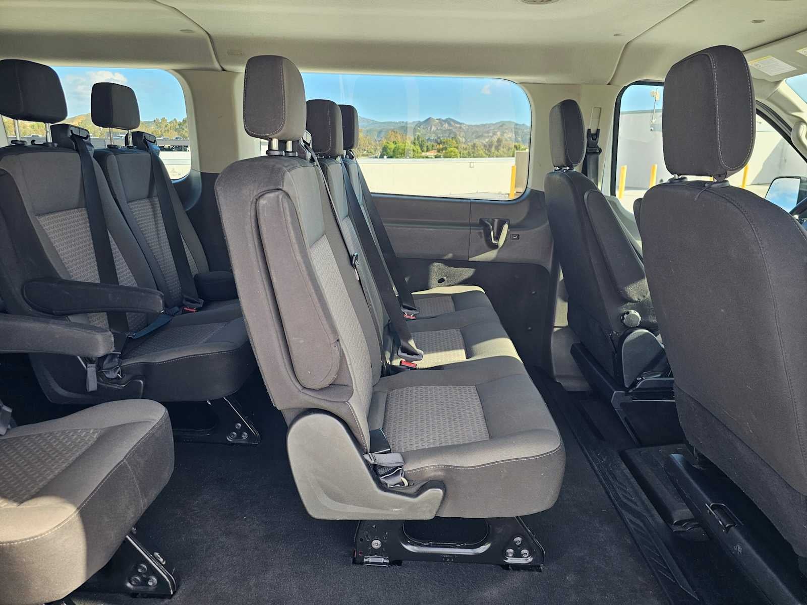 2023 Ford Transit Passenger Wagon XLT