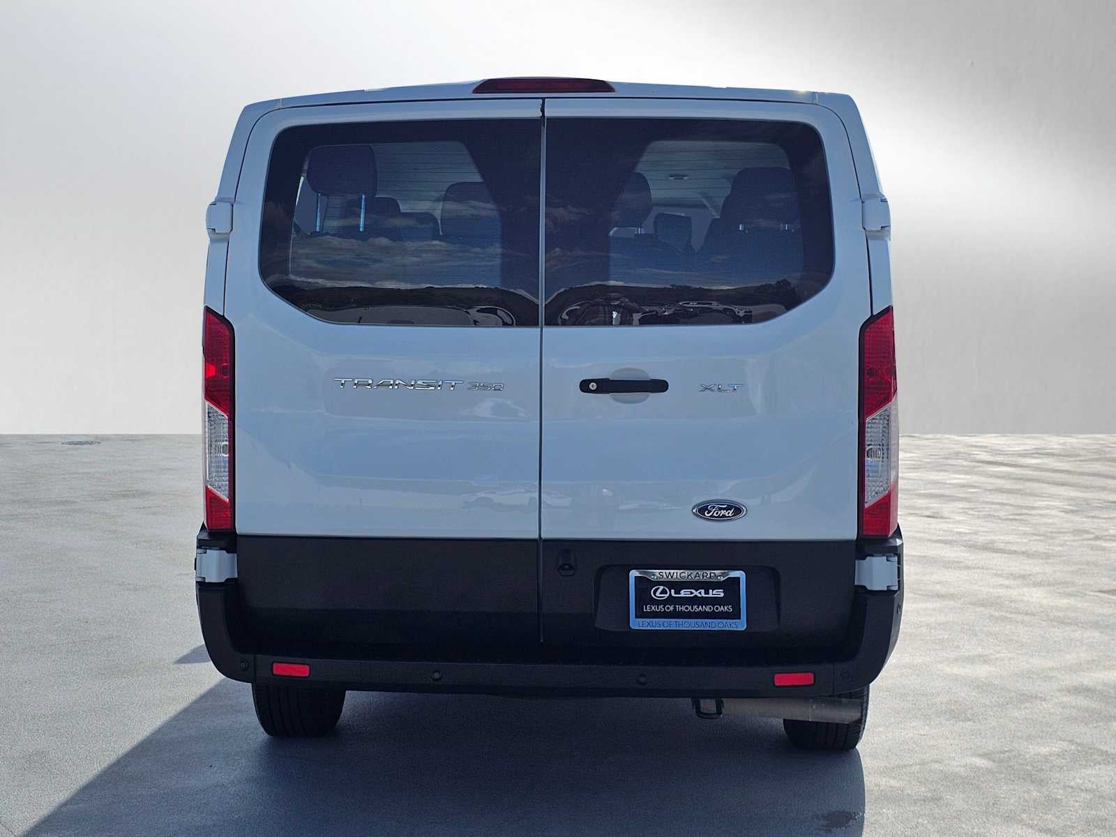 2023 Ford Transit Passenger Wagon XLT