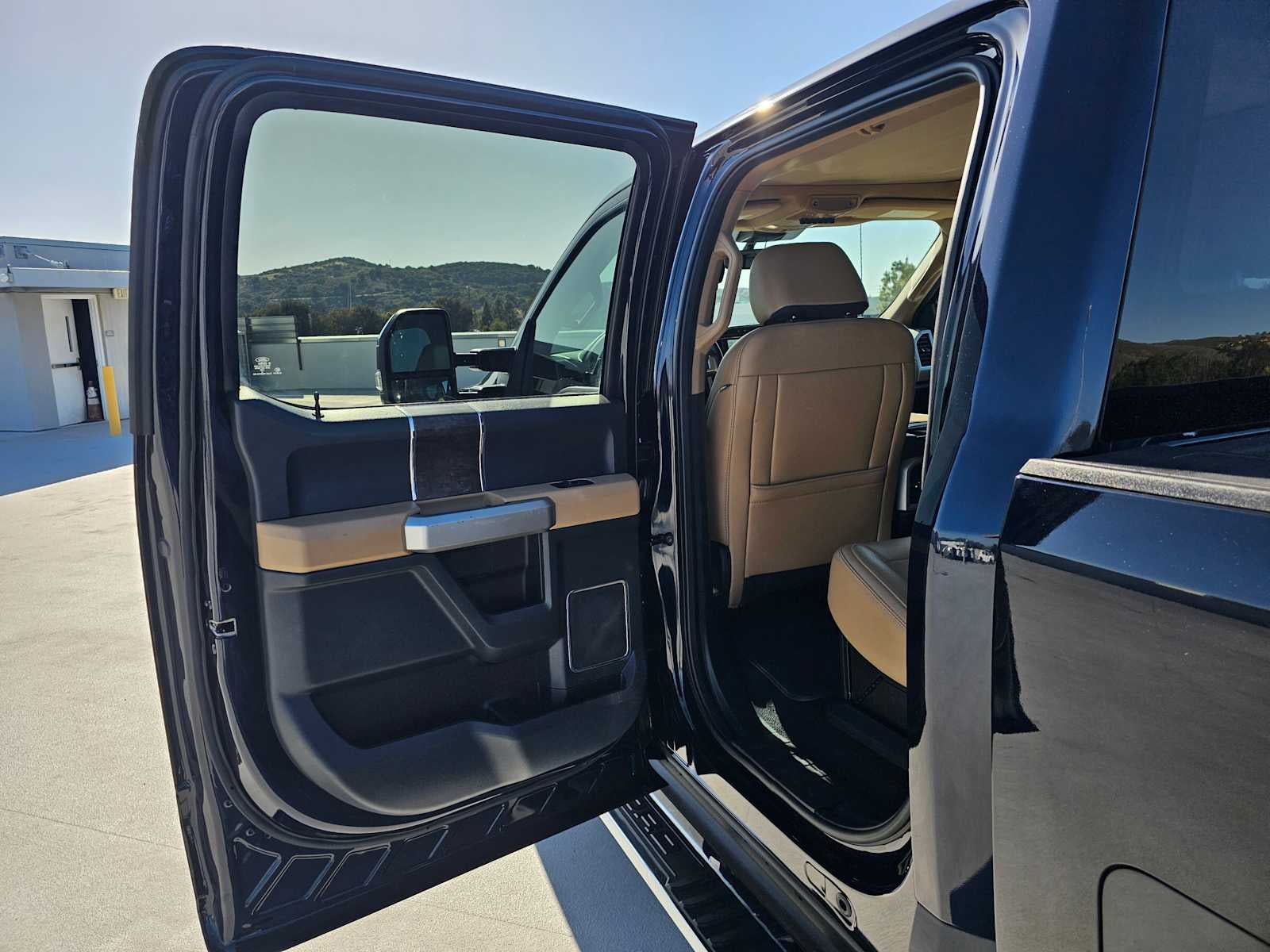 2022 Ford Super Duty F-250 Pickup LARIAT