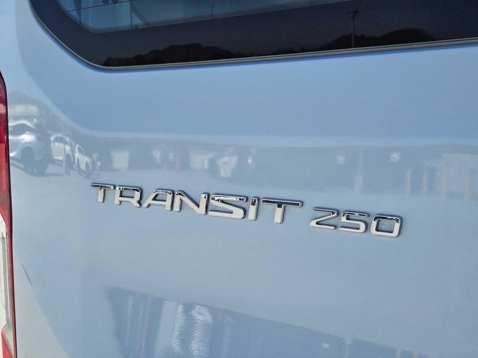 2025 Ford Transit Cargo Van T-250 130" Low Rf 9070 GVWR RWD