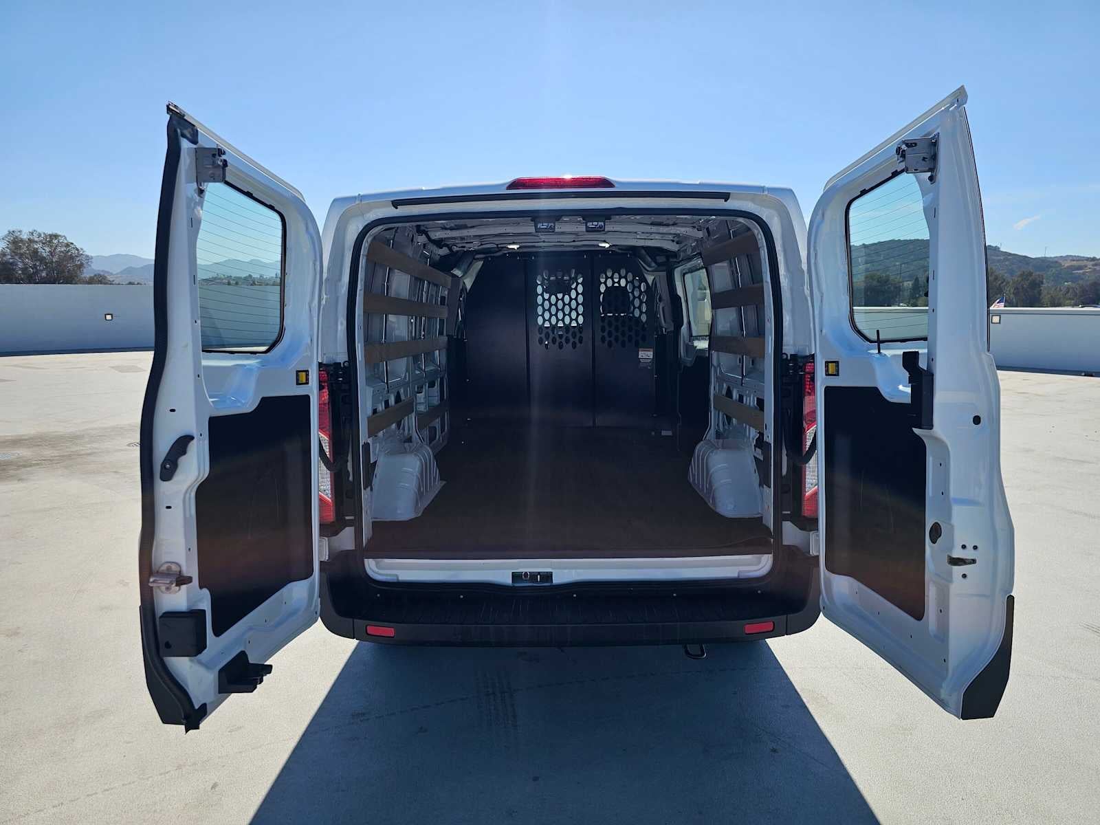 2025 Ford Transit Cargo Van T-250 130" Low Rf 9070 GVWR RWD