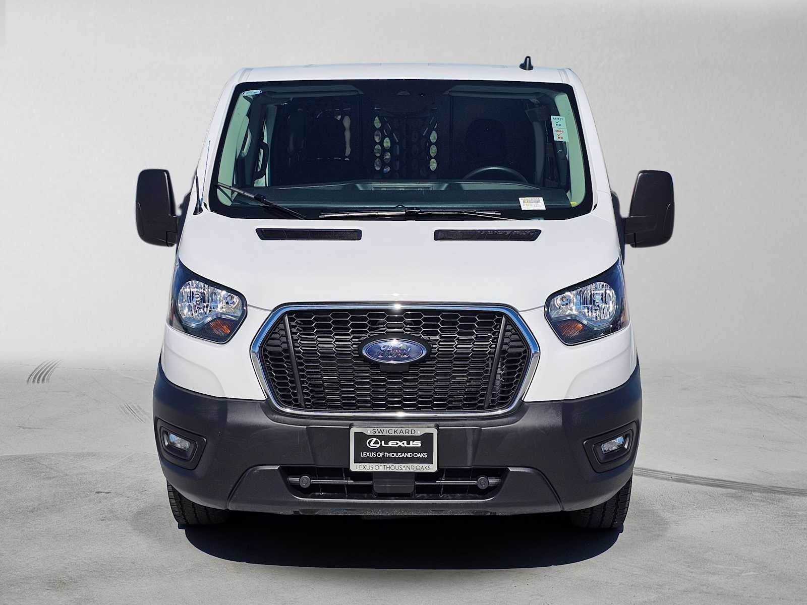 2025 Ford Transit Cargo Van T-250 130" Low Rf 9070 GVWR RWD