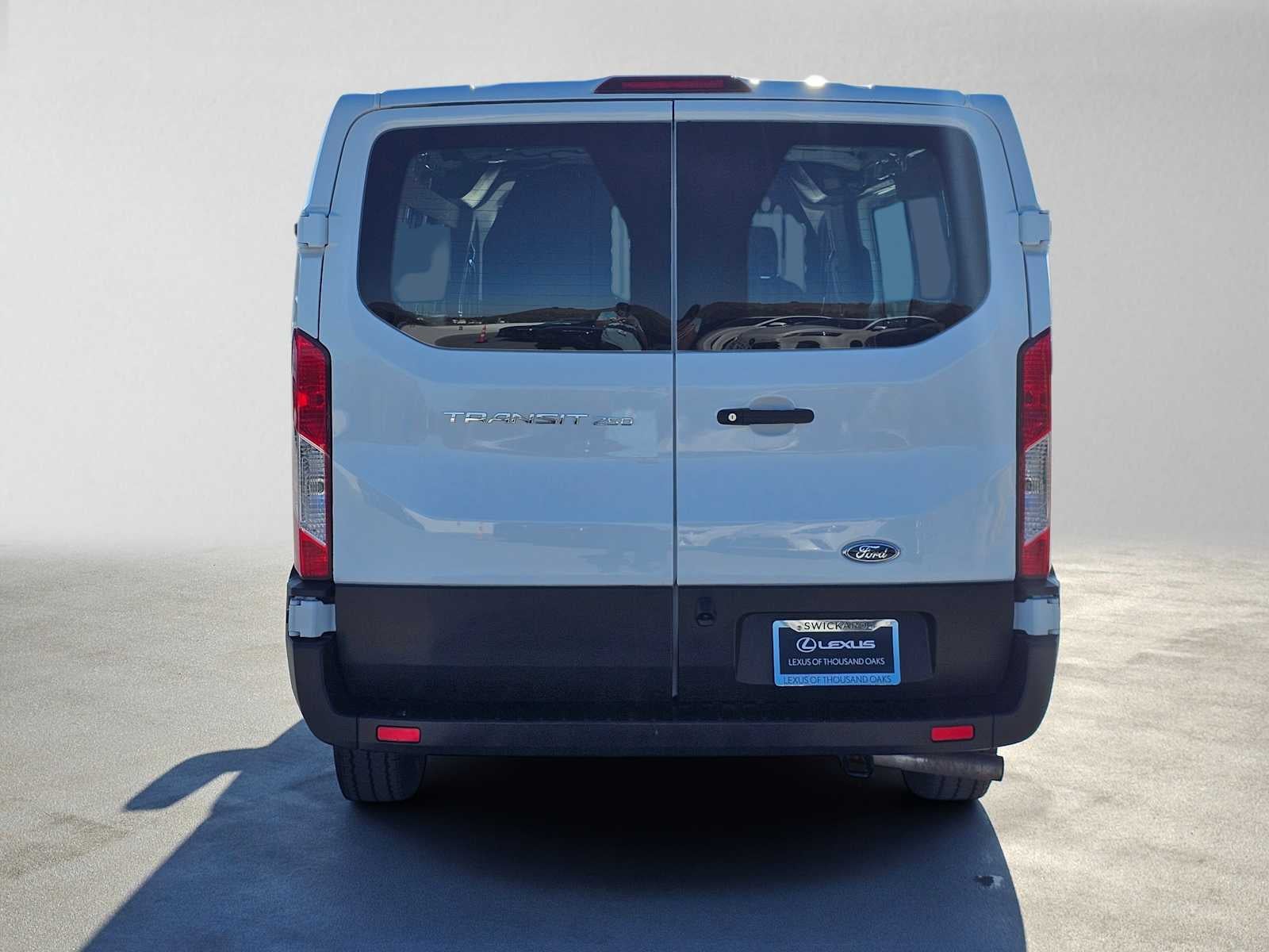 2025 Ford Transit Cargo Van T-250 130" Low Rf 9070 GVWR RWD