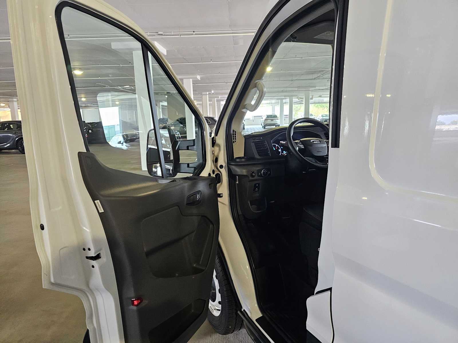 2022 Ford E-Transit Cargo Van T-350 148" Hi Rf 9500 GVWR RWD