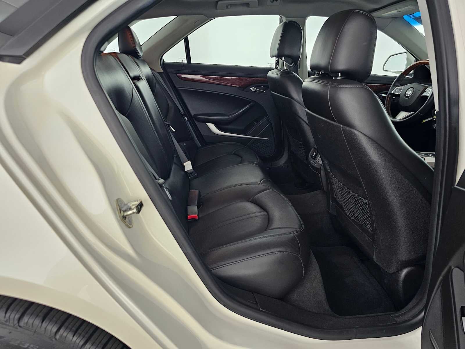 2010 Cadillac CTS Wagon Luxury
