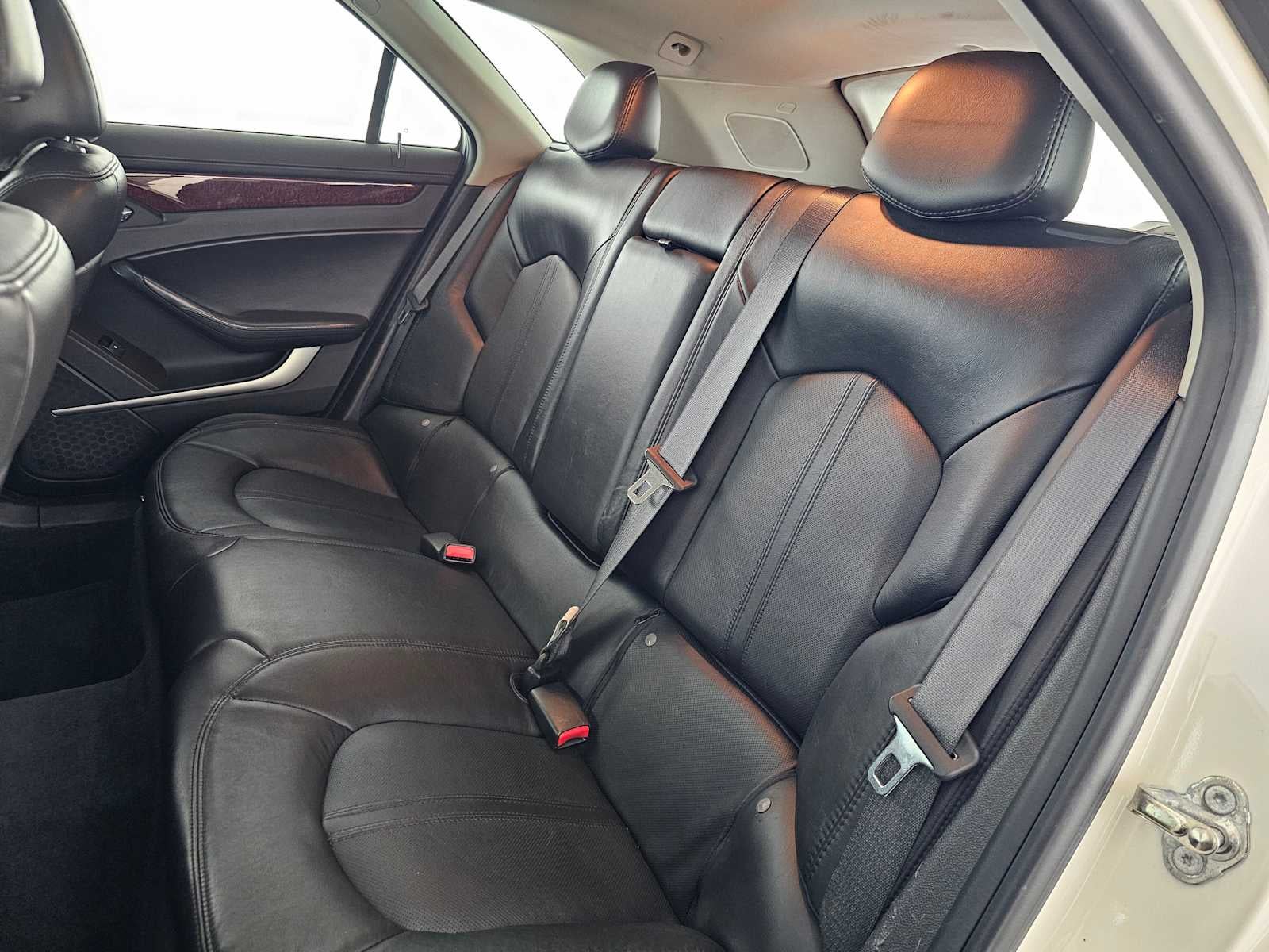 2010 Cadillac CTS Wagon Luxury