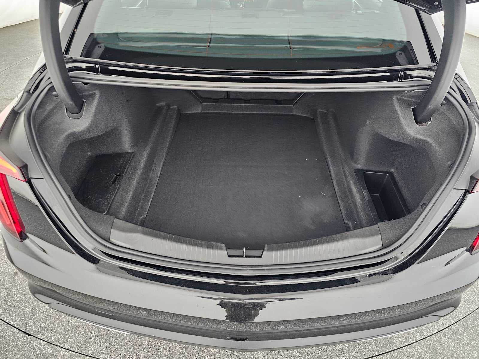 2023 Cadillac CT5 Luxury