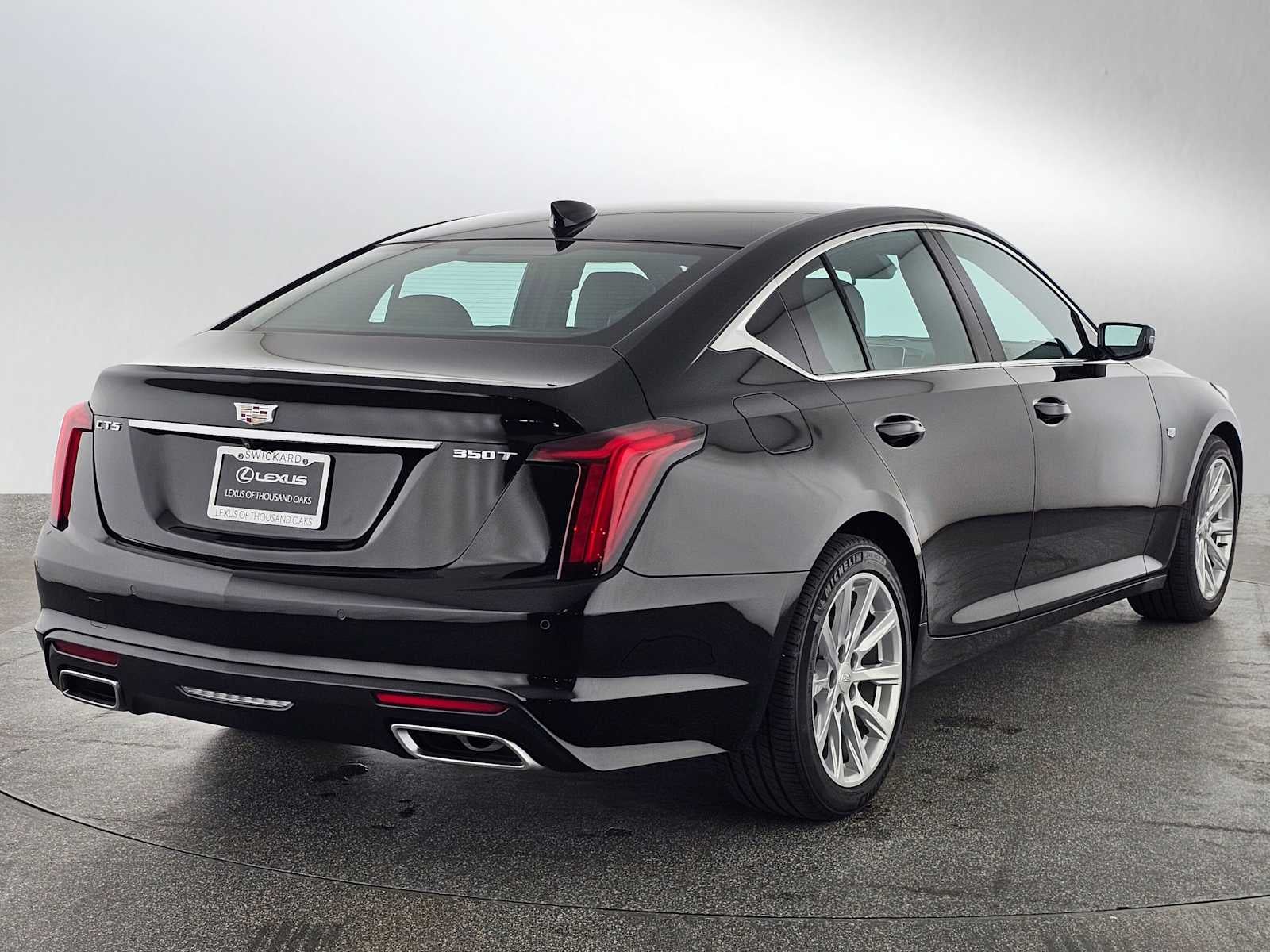 2023 Cadillac CT5 Luxury