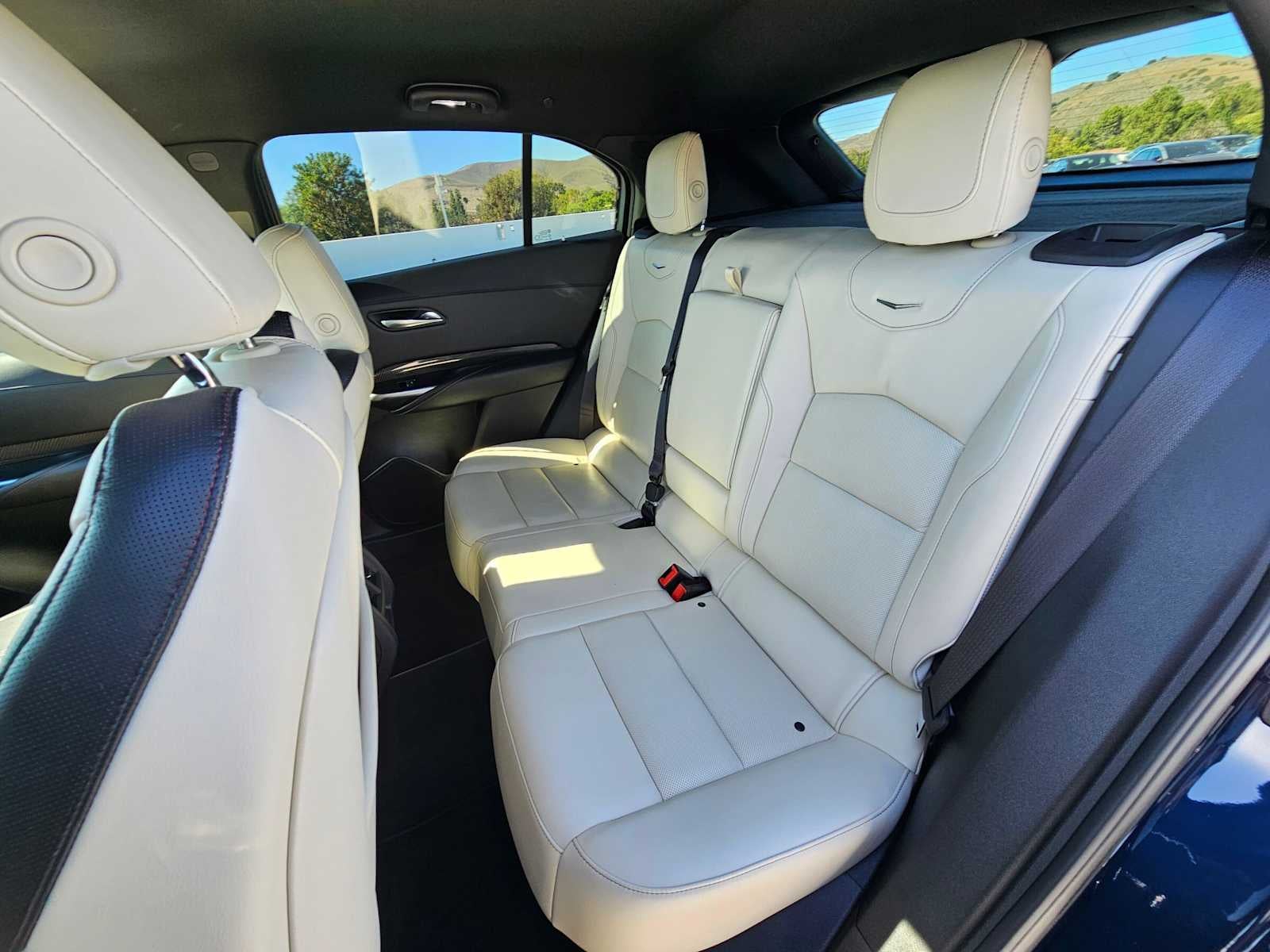 2022 Cadillac XT4 FWD Sport