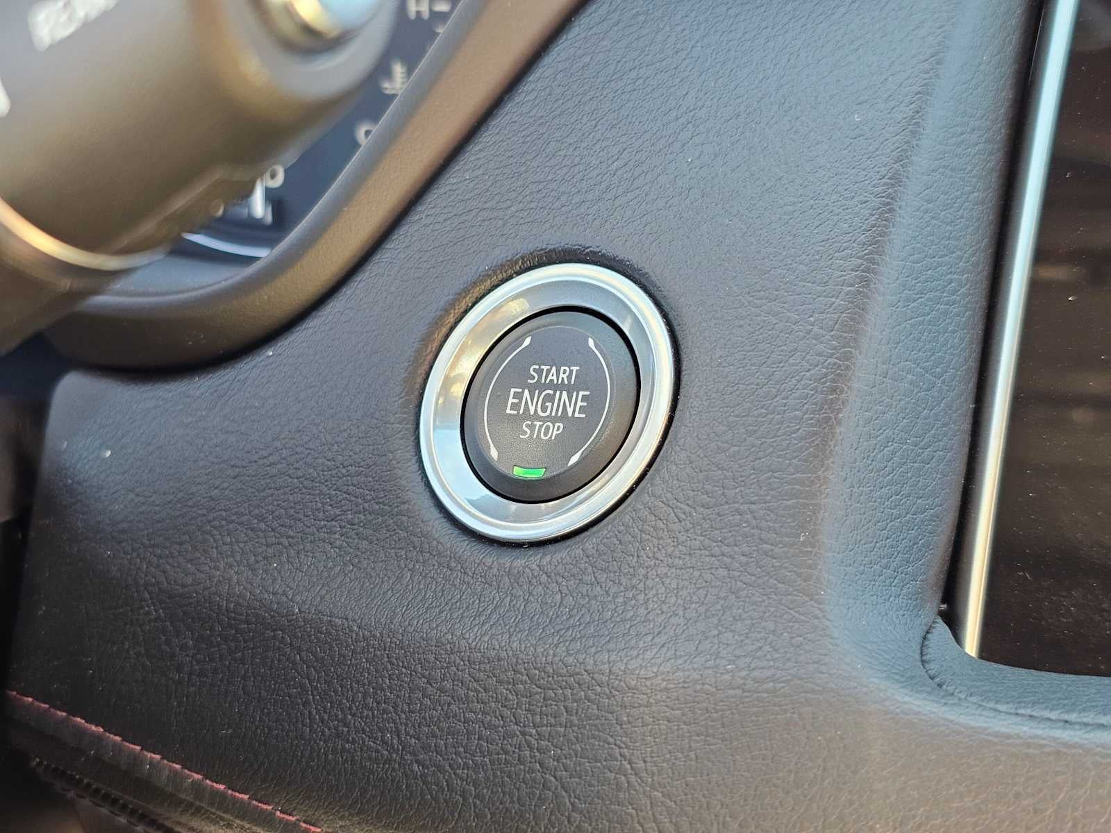 2022 Cadillac XT4 FWD Sport