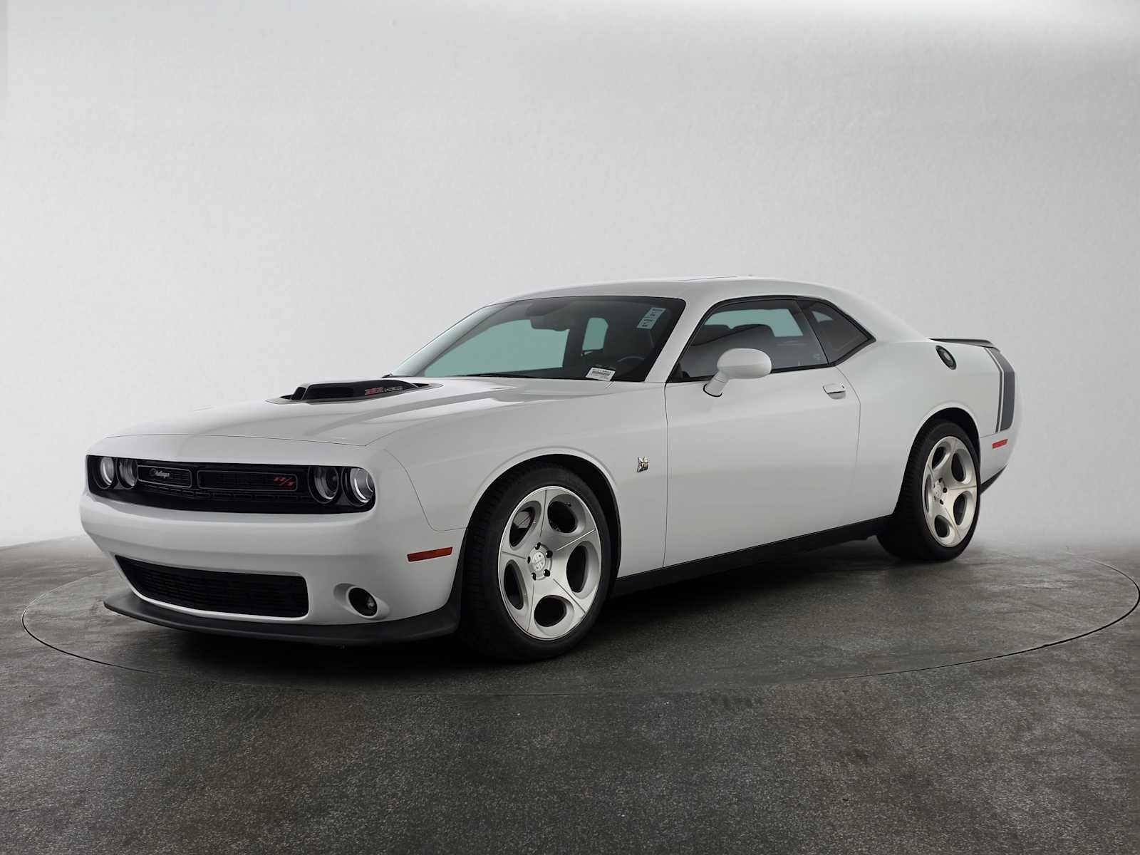 2018 Dodge Challenger 392 Hemi Scat Pack Shaker