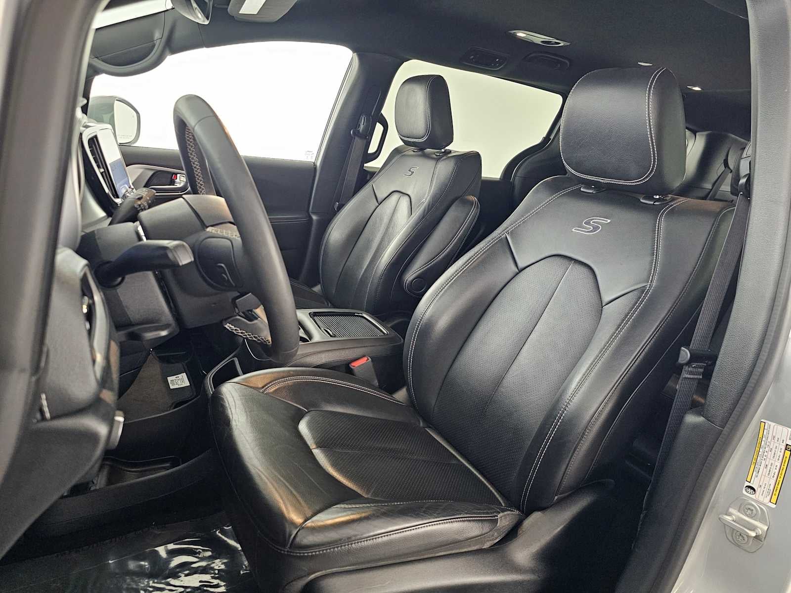 2022 Chrysler Pacifica Hybrid Touring L