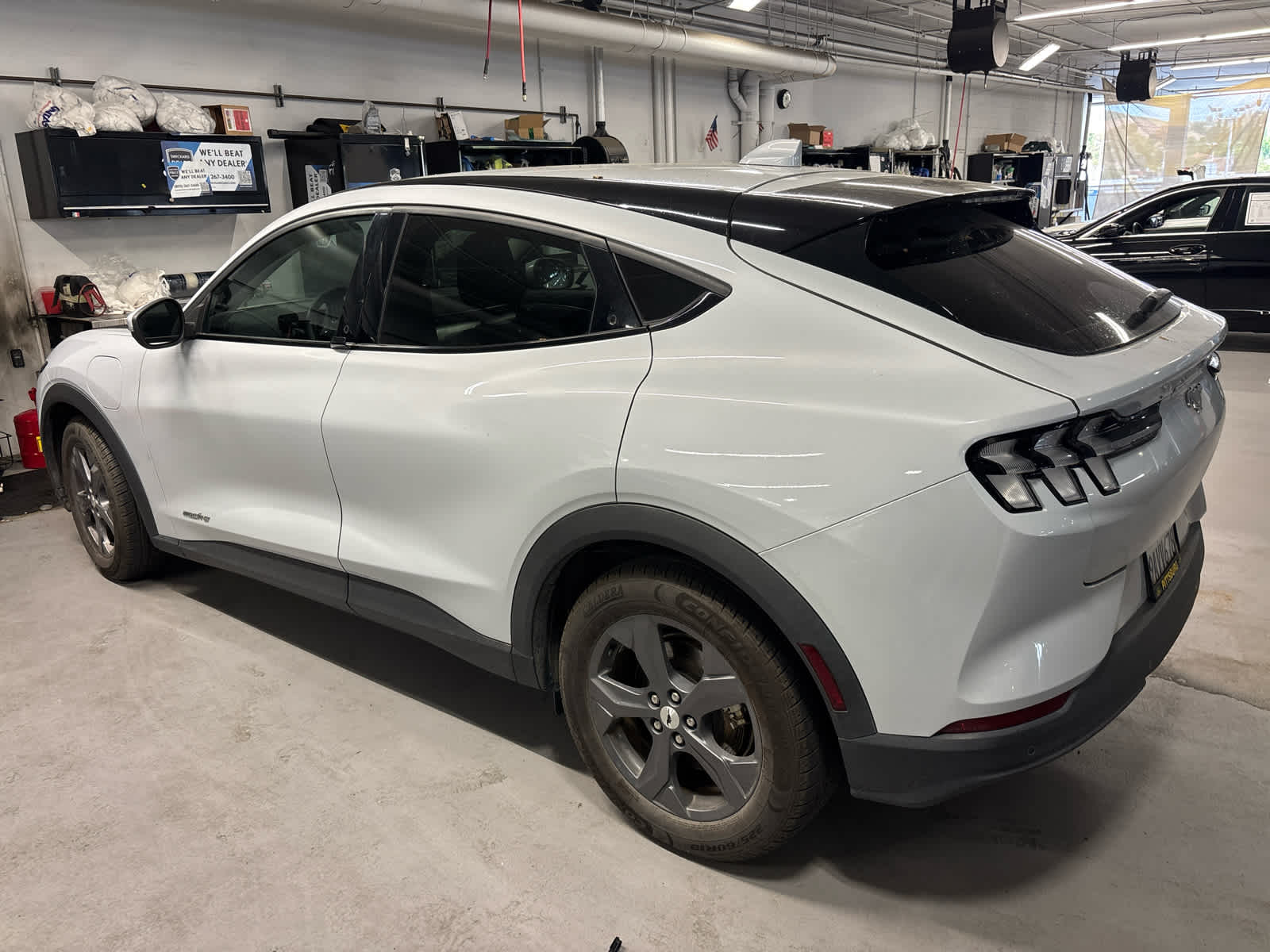 2022 Ford Mustang Mach-E Select